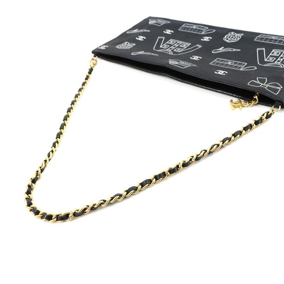 CHANEL Black Leather Shoulder Bag - Picture 5 of 9